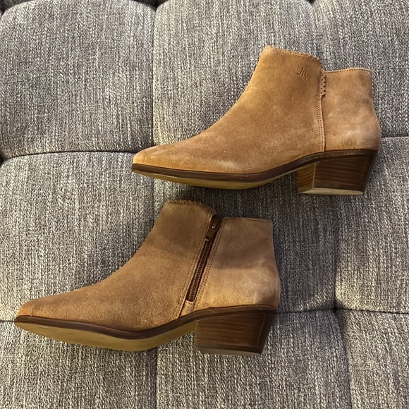 Jack Rogers Bailee - Picture 6 of 8